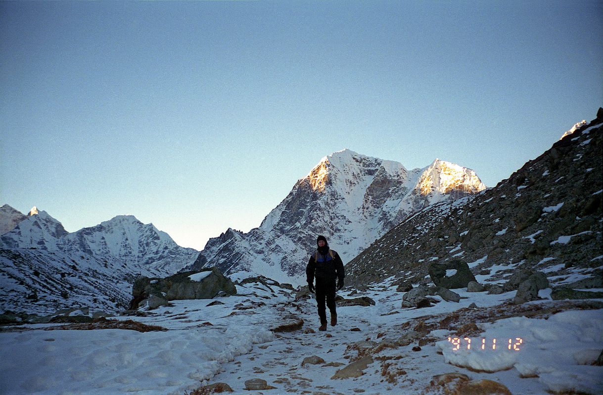 01 Jerome Ryan Trekking From Lobuche Towards Gorak Shep Sunrise With Kangtega, Thamserku, Taweche Taboche